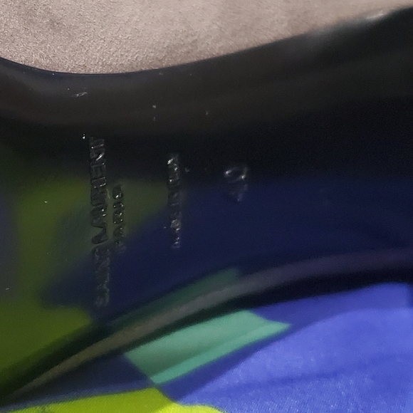 Saint Laurent Paris Pumps - Picture 3 of 9